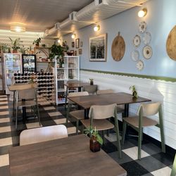 Spread & Co - Indoor seating