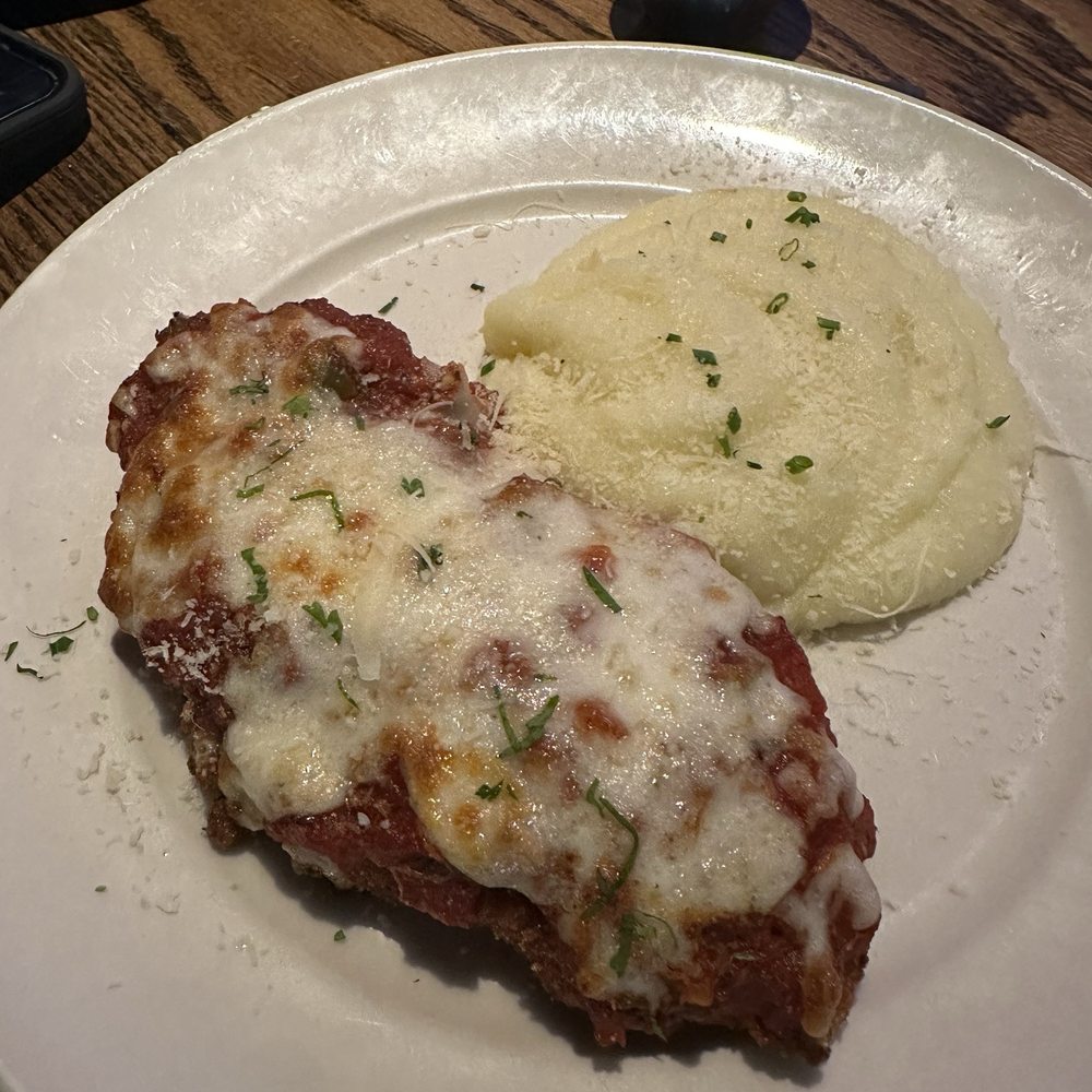 Sandrini's Public House - Chicken Parmesan & Garlic Mashed Potatoes - Italian Near Me - Bakersfield, California Sandrini's Public House - Chicken Parmesan & Garlic Mashed Potatoes - Italian Near Me - Bakersfield, California
