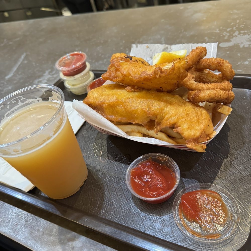 The Chippy Fish & Grill - Just like in London except that it didn't come with vinegar - American Near Me - Anaheim, California
