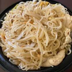 Crazy Thai Restaurant - N1. Pad Thai - chicken