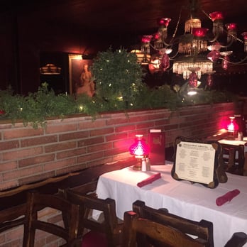 Clearman's Steak 'N Stein - Clearman's Steak 'N Stein main dining area, Pico Rivera 8.30.15 - Steakhouses Near Me - Pico Rivera, California Clearman's Steak 'N Stein - Clearman's Steak 'N Stein main dining area, Pico Rivera 8.30.15 - Steakhouses Near Me - Pico Rivera, California