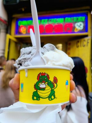 The Original Chinatown Ice Cream Factory by null