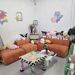 Soft Land Studio - Adorable waiting area!