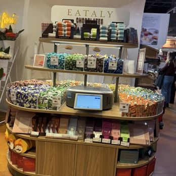 Eataly NYC Downtown - Everything is so good here! - Grocery Near Me - New York, New York