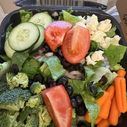 Grand Central Pizza - Family salad