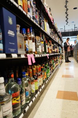 Gulf Liquors by null