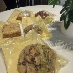 Some excellent dessert treats.