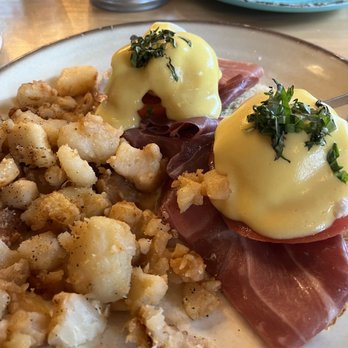 Caffe Social - Italian Benedict - American Near Me - Norwalk, Connecticut