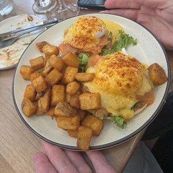 The Cottage - Norwegian eggs Benedict (salmon) with home fries - Breakfast & Brunch Near Me - Pigeon Forge, Tennessee The Cottage - Norwegian eggs Benedict (salmon) with home fries - Breakfast & Brunch Near Me - Pigeon Forge, Tennessee