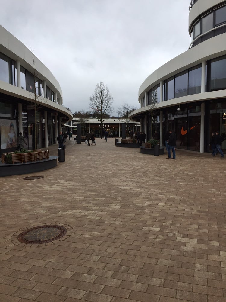 Montabaur The Style Outlets Outlet Stores Am Fashion Outlet 72 Montabaur Rheinland Pfalz Germany Phone Number Yelp