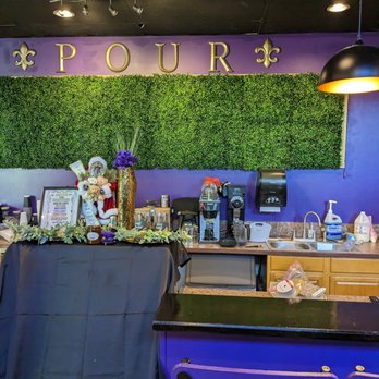 Pour - Inside - Coffee & Tea Near Me - Winston-Salem, North Carolina