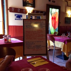Monty's Trattoria - Daily menu changes. Great prices.