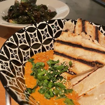 Kapa Hale - Garlic naan and tikka masala - Hawaiian Near Me - Honolulu, Hawaii Kapa Hale - Garlic naan and tikka masala - Hawaiian Near Me - Honolulu, Hawaii