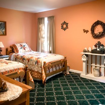 Cliff View - Hotels Near Me - Covington, Virginia Cliff View - Hotels Near Me - Covington, Virginia