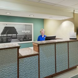 Hampton Inn Ellenton/Bradenton - Front Desk