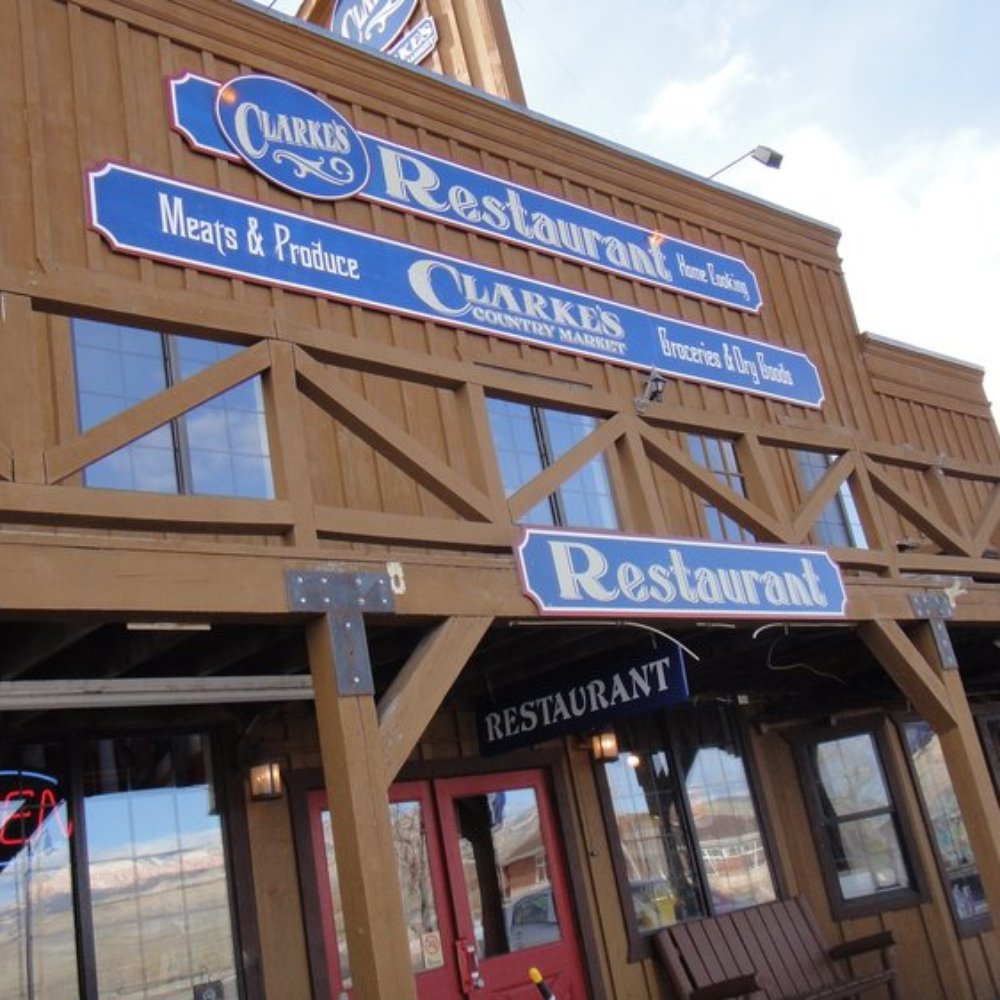 Rustler's Restaurant - Outside - American Near Me - Tropic, Utah