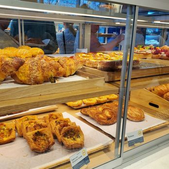 Paris Baguette - Pastry case - Cafes Near Me - Maple Grove, Minnesota Paris Baguette - Pastry case - Cafes Near Me - Maple Grove, Minnesota