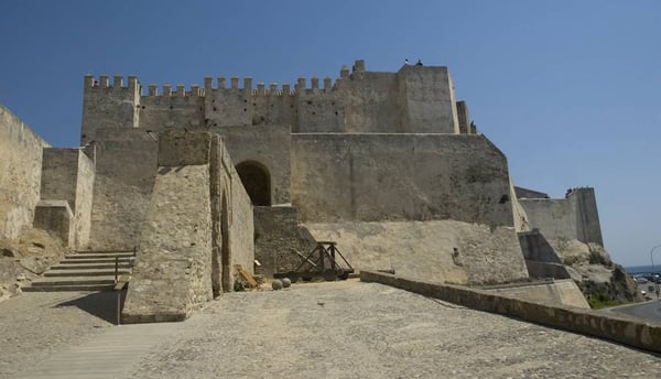Castillo de Guzman el Bueno by null