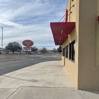 Bush's Chicken - Not too busy... - Chicken Shop Near Me - Fort Stockton, Texas