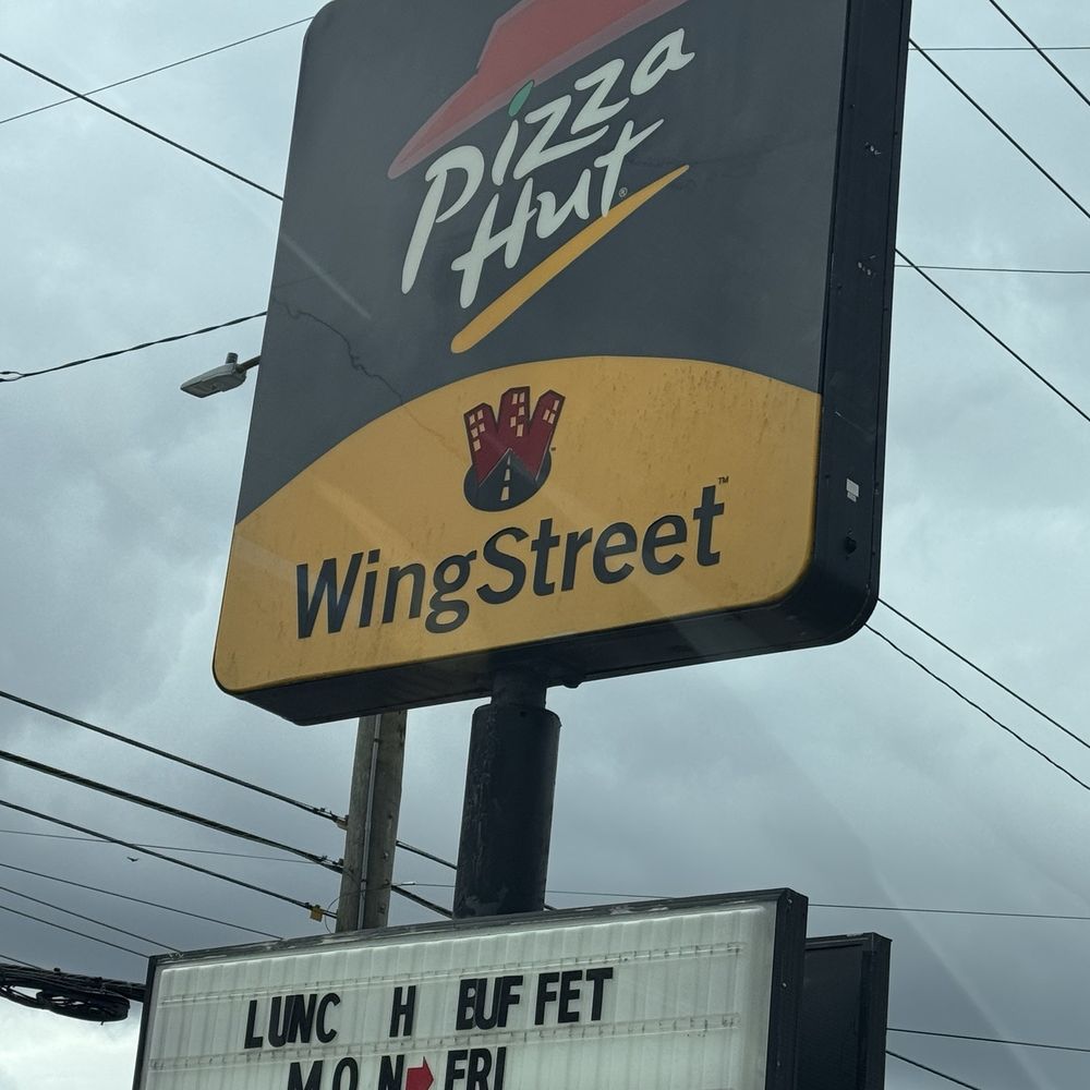 Pizza Hut - M-F 1100-1330 - Pizza Near Me - Nashville, Tennessee Pizza Hut - M-F 1100-1330 - Pizza Near Me - Nashville, Tennessee