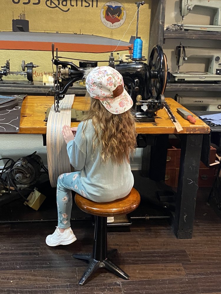 VINTAGE SEWING CENTER AND MUSEUM Updated April 2024 13 Photos