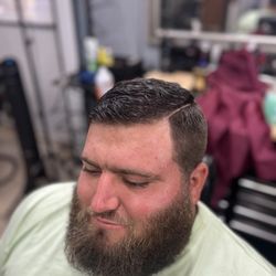 Visible Changez Barbershop - We take pride in giving the people want that want.
