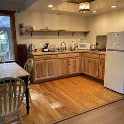 Magnolia Streamside Resort - Kitchen
