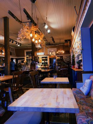 H. B. Snallygaster's General Store & Cafe by null