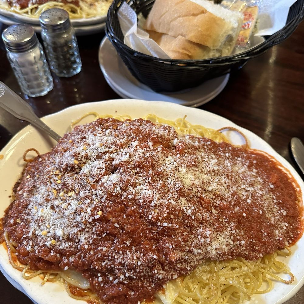 Joe's Inn - A La Joe (4.1/5) - Italian Near Me - Richmond, Virginia Joe's Inn - A La Joe (4.1/5) - Italian Near Me - Richmond, Virginia
