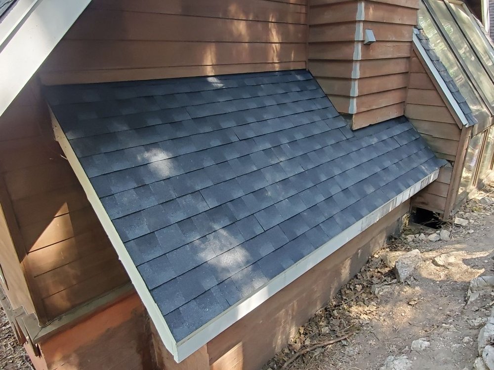 Slide of Arrowhead Roofing