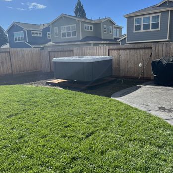 Sonoma Backyard - Hot tub during delivery! - Hot Tub & Pool Near Me - Cotati, California
