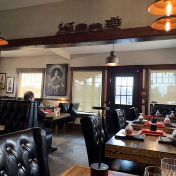D' Railed - The main dining room of d'Railed - Seafood Near Me - Idaho Falls, Idaho