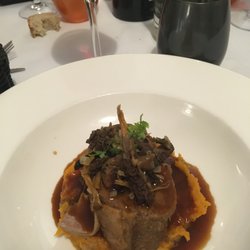 Le Quai - Veal confit with mushrooms