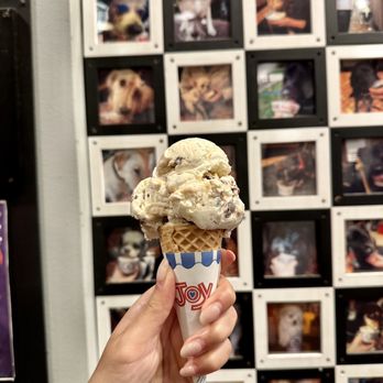 Ashley's Ice Cream - heath bar single scoop in a sugar cone! ($4.18) - Ice Cream & Frozen Yogurt Near Me - New Haven, Connecticut