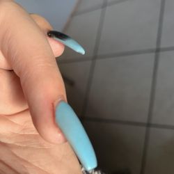 Happy Color Nail & Spa - Never again !!!
