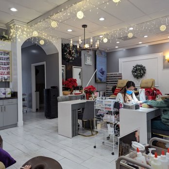 Fendy Nail Lounge - Great looking nail salon - Nail Salons Near Me - Cypress, California