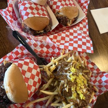Spread Please - Hickory Burgers & Chili Cheese Fries! - Burgers Near Me - El Segundo, California Spread Please - Hickory Burgers & Chili Cheese Fries! - Burgers Near Me - El Segundo, California