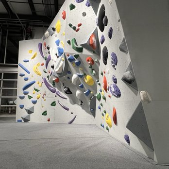 Blocworks - Gyms Near Me - Oklahoma City, Oklahoma