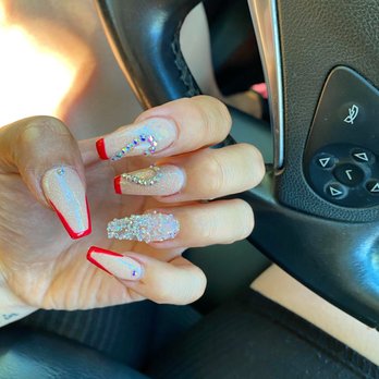Pink's Nails - Nail Salons Near Me - Oakland, California