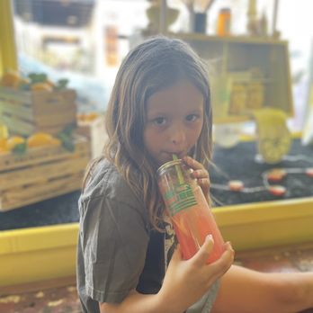 Main Squeeze - Got my pink lemonade! - Juice Bars & Smoothies Near Me - Clermont, Florida