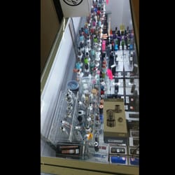 Smokers Mecca - Tons of mods and rdas