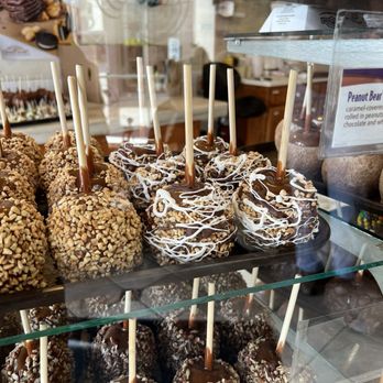 Rocky Mountain Chocolate Factory - Chocolatiers & Shops Near Me - Solvang, California