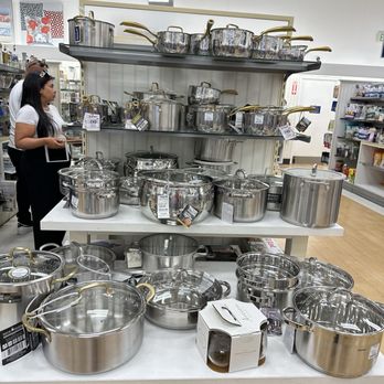 Marshalls - Department Stores Near Me - Novato, California