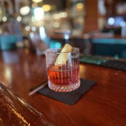 Feral Kitchen & Lounge - Negroni