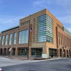 Des Plaines Public Library