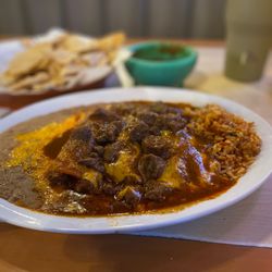 Los Asaderos Mexican Restaurant - Carne Guisada enchiladas on overload!!!