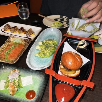 Sushisamba - Kids Wagyu sliders, Wagyu gyoza, Yellowtail tacos, Salmon, tempura green bean, Lettuce bites - Asian Fusion Near Me - Las Vegas, Nevada Sushisamba - Kids Wagyu sliders, Wagyu gyoza, Yellowtail tacos, Salmon, tempura green bean, Lettuce bites - Asian Fusion Near Me - Las Vegas, Nevada
