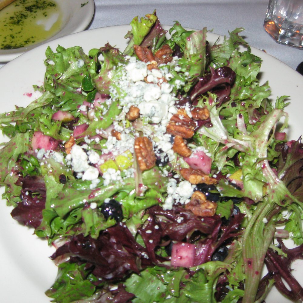 Cafe Tiramisu - Di Mirtillo (greens; blueberries; pears; pecans; gorgonzola) - Italian Near Me - Raleigh, North Carolina Cafe Tiramisu - Di Mirtillo (greens; blueberries; pears; pecans; gorgonzola) - Italian Near Me - Raleigh, North Carolina