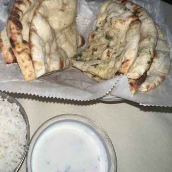 The Chozhas Authentic Indian Restaurant - Garlic Naan and Butter Naan - Indian Near Me - Millstone, New Jersey The Chozhas Authentic Indian Restaurant - Garlic Naan and Butter Naan - Indian Near Me - Millstone, New Jersey