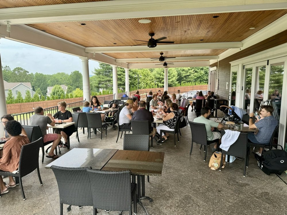 Brignole Vineyards - vineyard in East Granby, CT